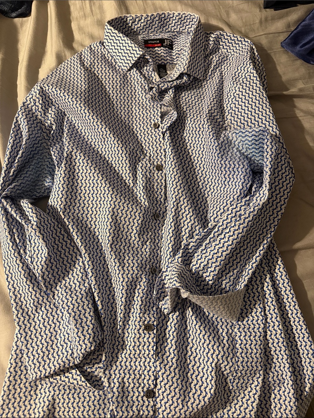 jf j.ferrar Blue and White Wave-Pattern Button-Down Shirt